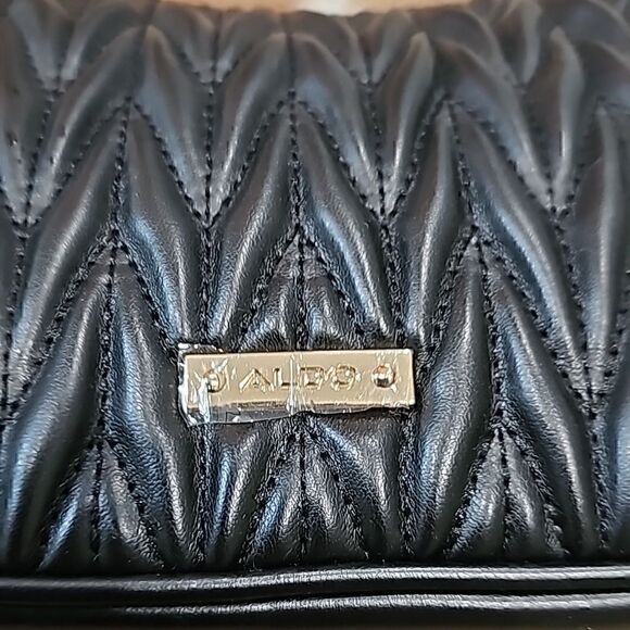 NWOT Aldo Purse Shoulder Quilted Leather-like Never Used Still has wrapping - Picture 2 of 6